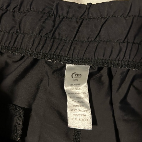 ZYIA Black Everywhere Joggers with Gold Zipper - Picture 4 of 5